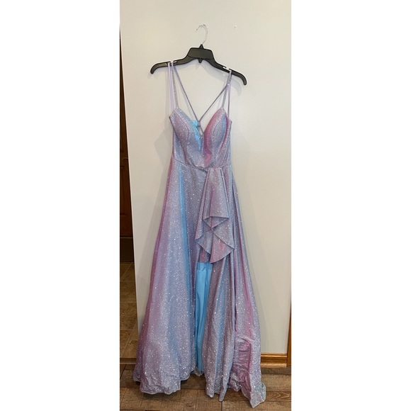 Prom Dress - Picture 4 of 4